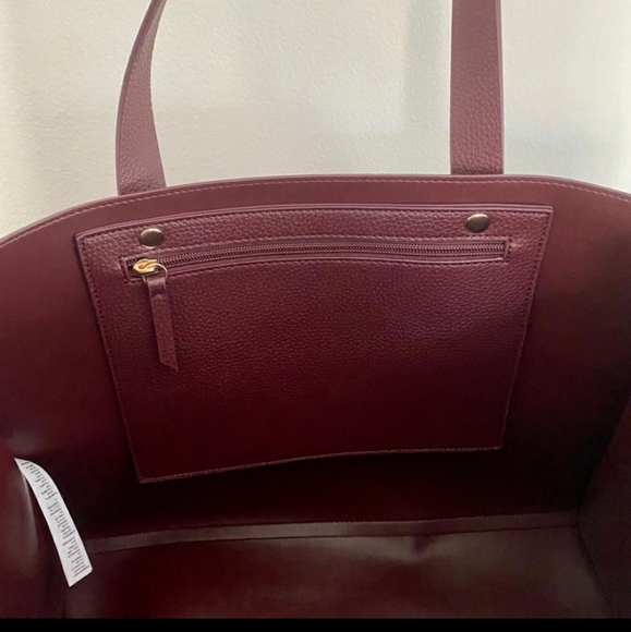 Rachael Zoe burgundy tote bag - Picture 4 of 5